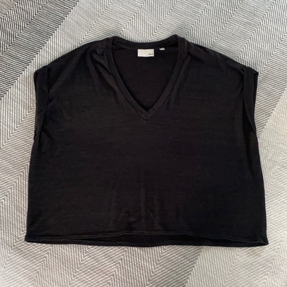 π€ Aritzia Wilfred Free boxy crop top - Picture 1 of 10